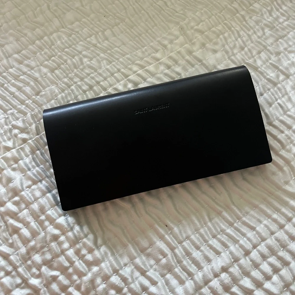 Authentic saint Laurent glass case/ document holder - Picture 2 of 3